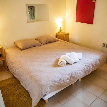 Hotel Mas De Baumes 3*